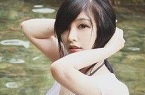 女主播直播热舞走红