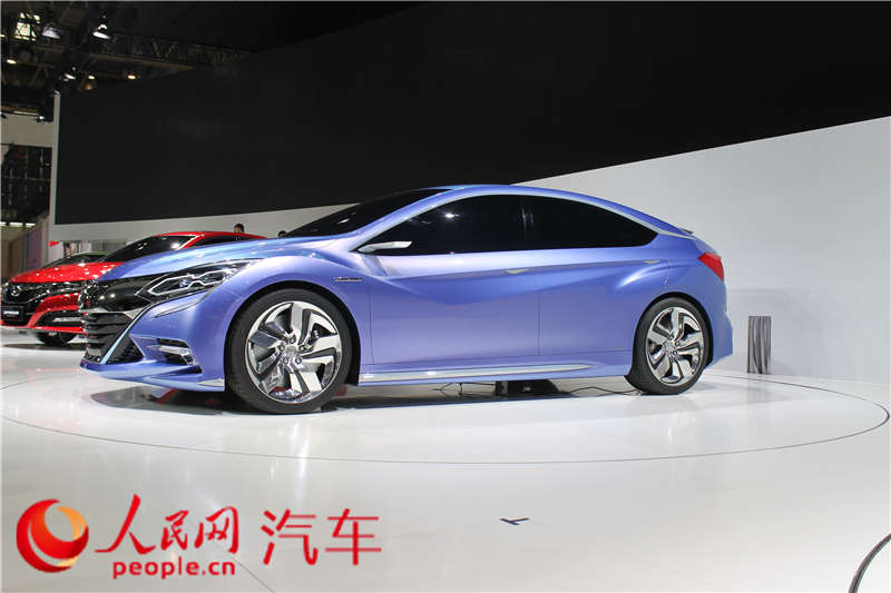 2014չֱ   8