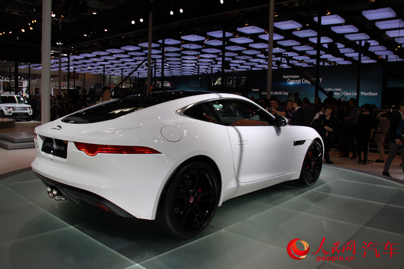 ݱF-TYPE COUPE˫Ӳܳ 2014չֱ11