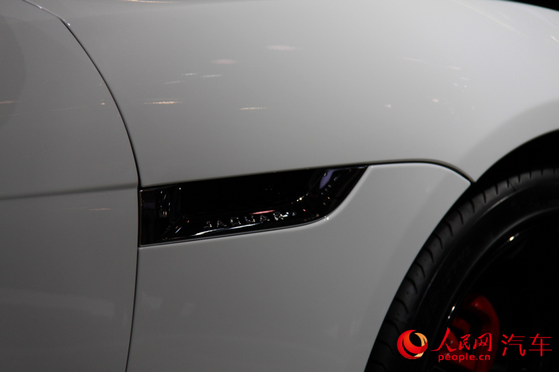 ݱF-TYPE COUPE˫Ӳܳ 2014չֱ9