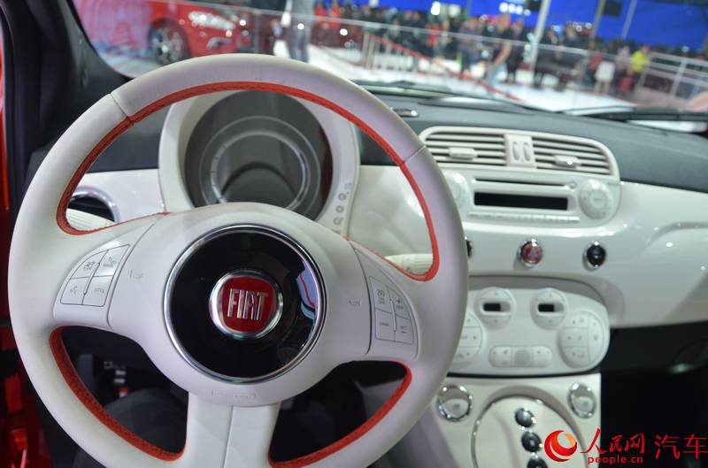 500e 2014չֱ11