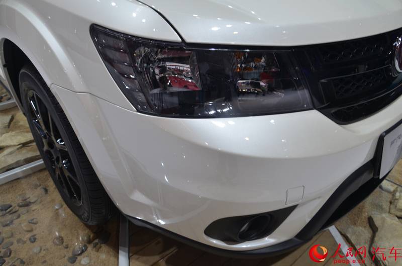 ���������ط�Ծ�ſ�� 2014������չ������ֱ����4��