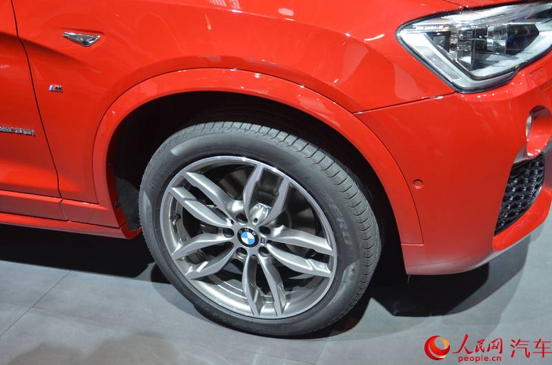 ׷ BMW X4 xDrive35iչࡾ5