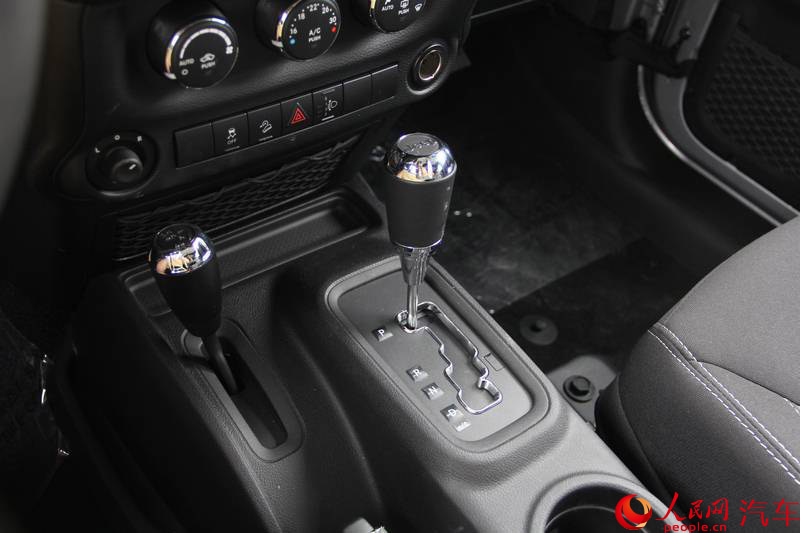 ���Ӹ�Ч���� ������ʵ��Jeep�����˲��Ͱ桾23��