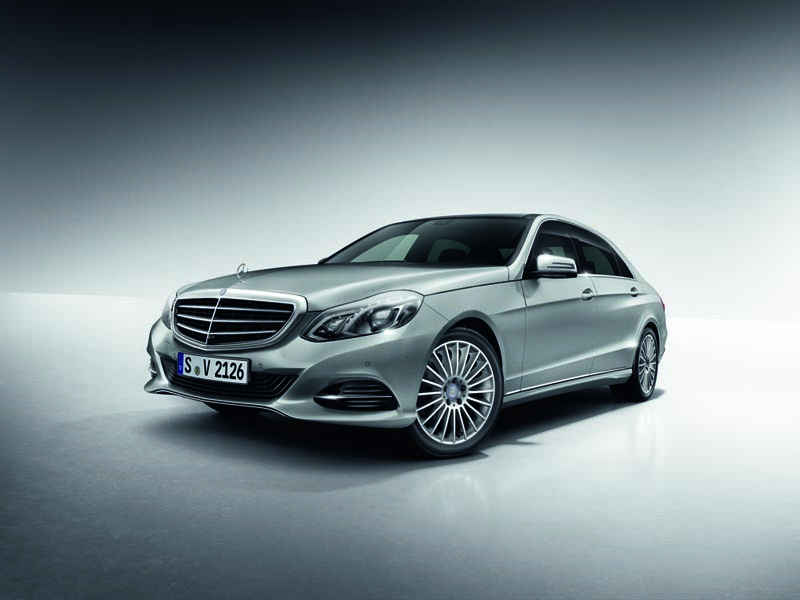 E260L Exclusive Sedan