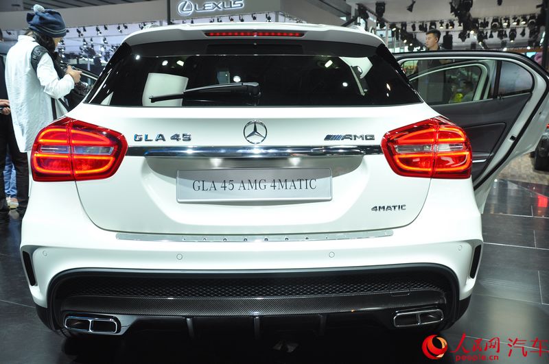 ֱ2014ݳչ GLA 45 AMG 4MATIC5