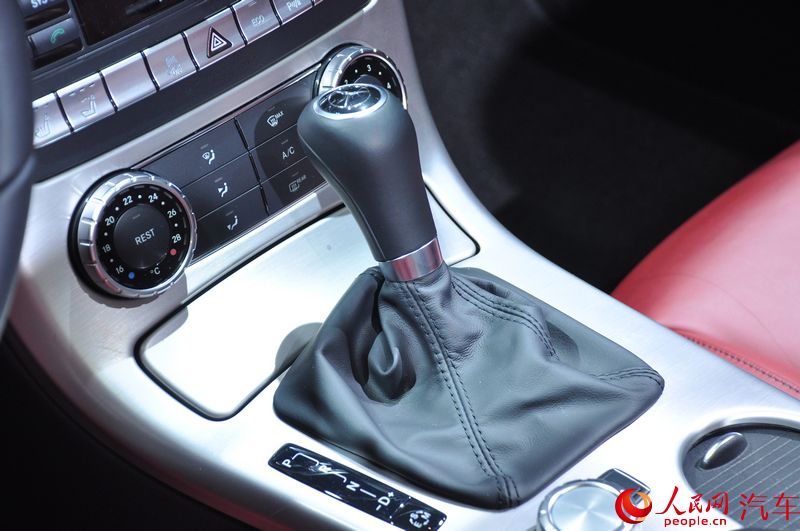 ֱ��2014���ݳ�չ ����SLK 200 Lxury Sport��8��