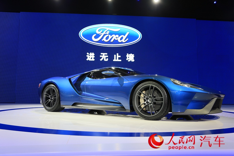 ������ֱ��2015�Ϻ���չ��������GT��4��