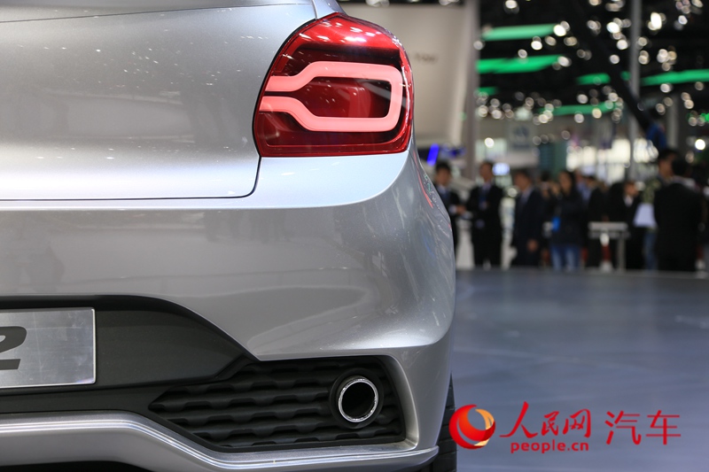 ������ֱ��2015�Ϻ���չ������ľik.2��5��
