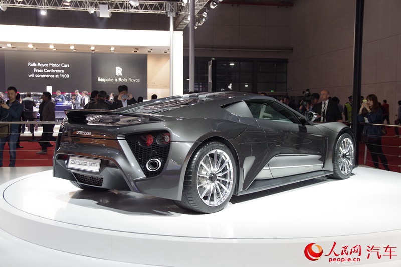 ֱ2015ϺչZENVO ST12