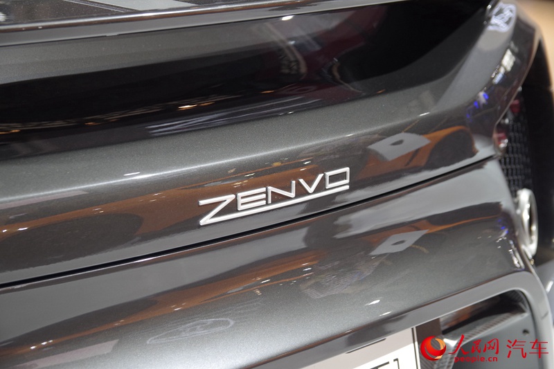 ������ֱ��2015�Ϻ���չ����ZENVO ST1��14��