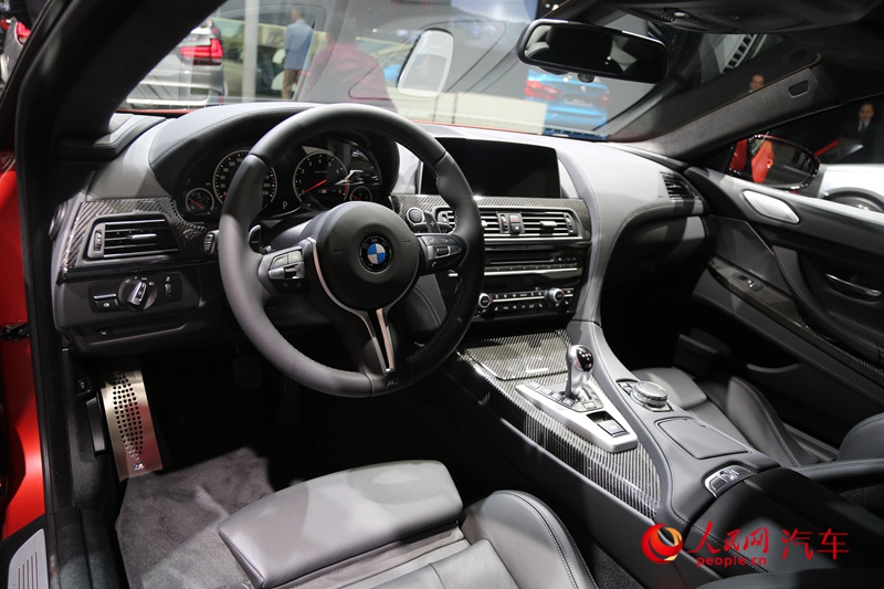 ������ֱ��2015�Ϻ���չ����BMW M6��6��