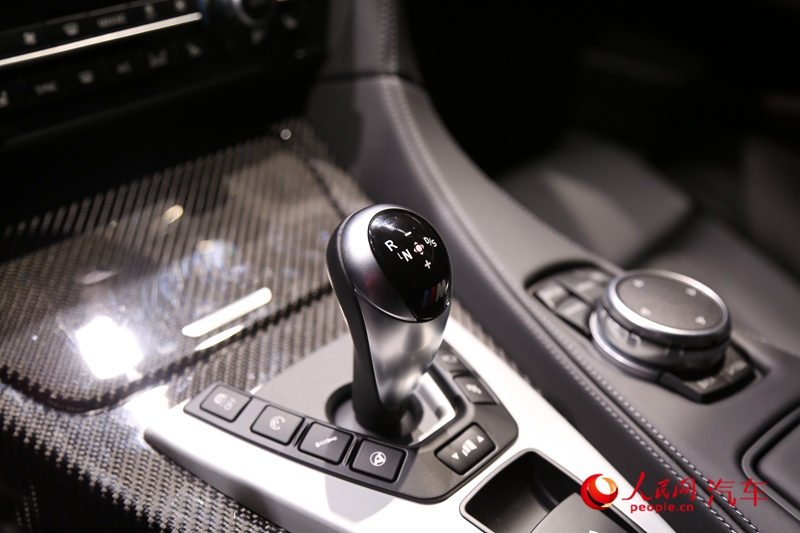 ������ֱ��2015�Ϻ���չ����BMW M6��7��