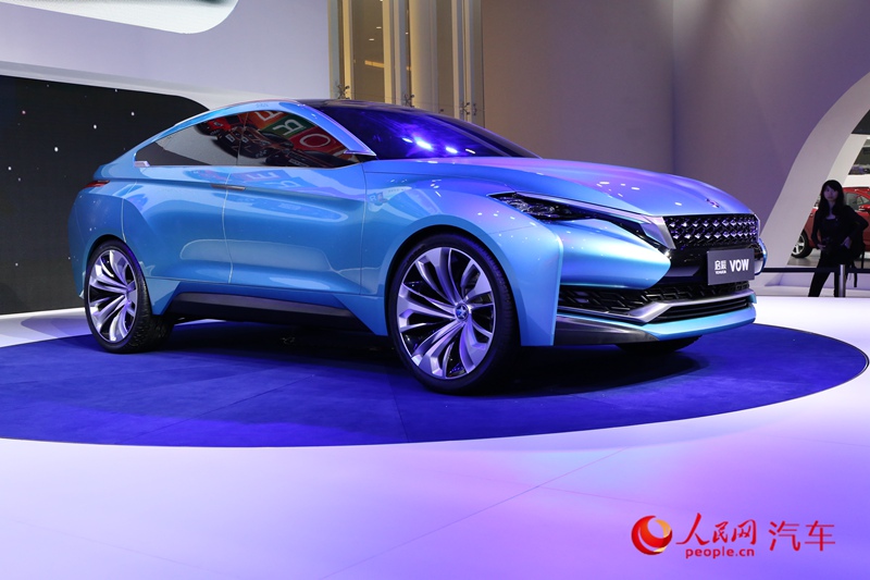 ������ֱ��2015�Ϻ���չ��������vow��2��