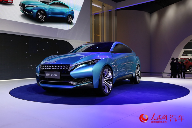 ������ֱ��2015�Ϻ���չ��������vow��10��