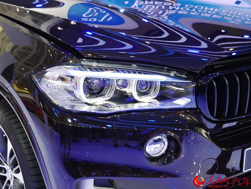 ֱ2015ɶչX5 xDrive28i10
