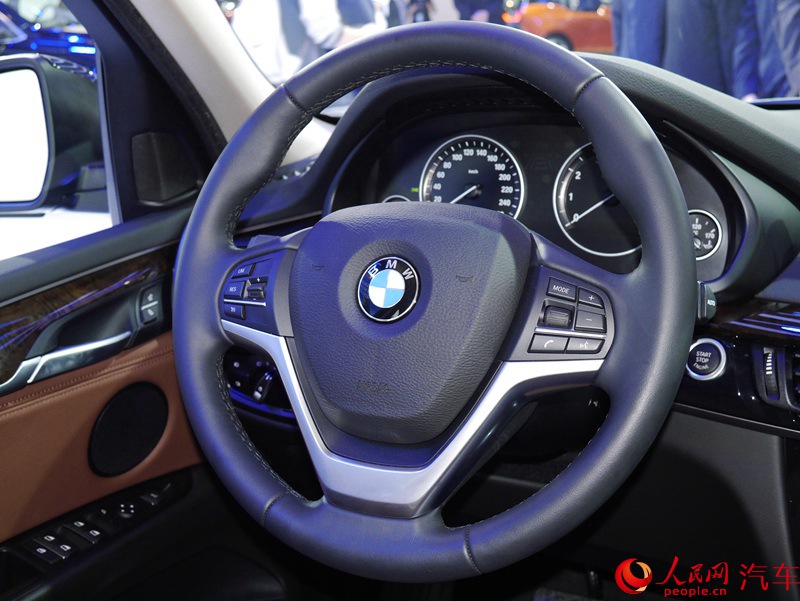 ֱ2015ɶչX5 xDrive28i19