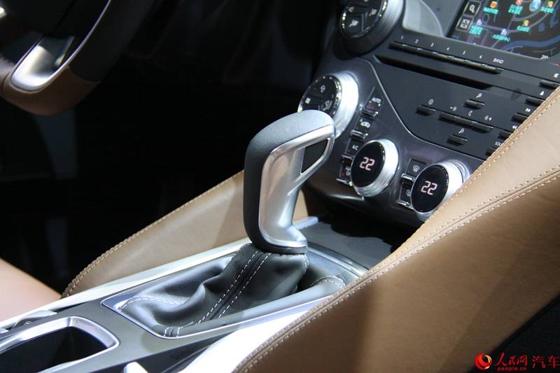 ֱ2015ɶչ¿DS 55