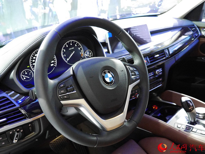 ֱ2015ɶչX6 xDrive28i7