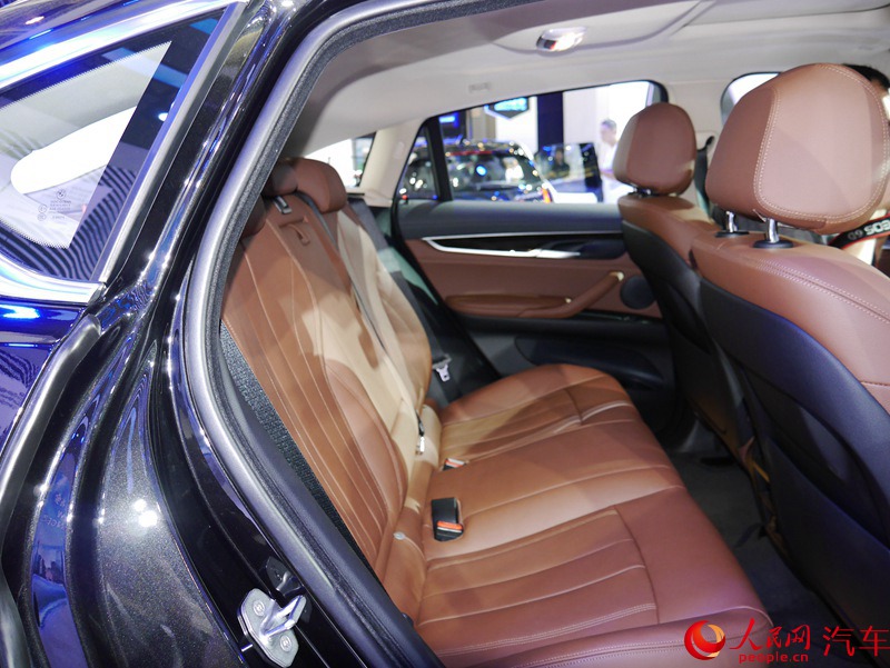 ������ֱ��2015�ɶ���չ��������X6 xDrive28i��20��