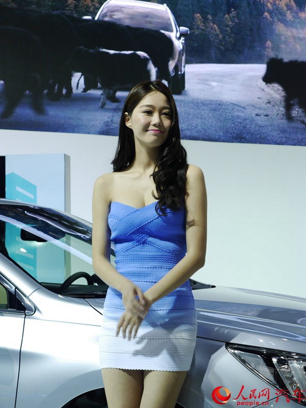 ������ֱ��2015�ɶ���չ��������ɫ���������ģ��4��