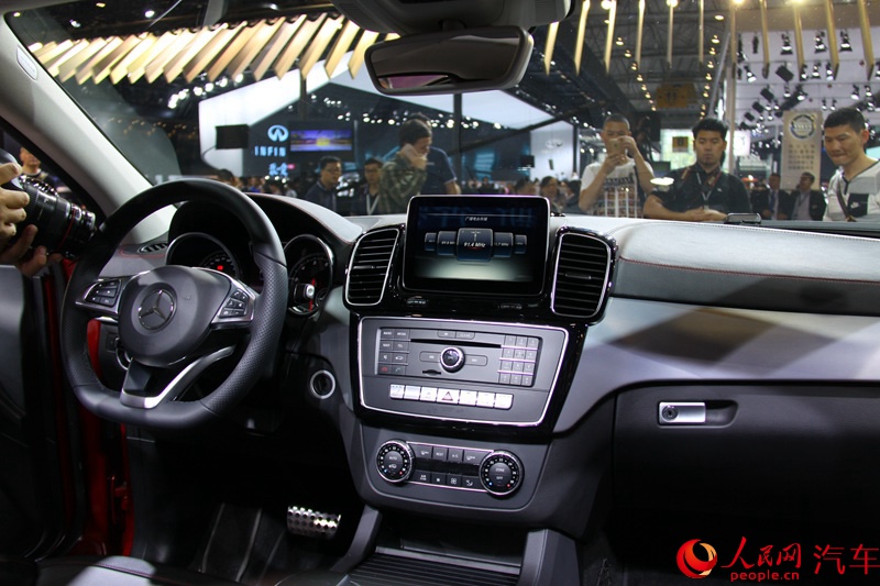 ֱ2015ɶչGLE COUPE10