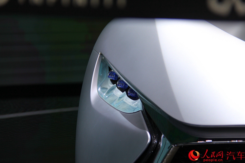 ������ֱ��2015�ɶ���չ����Ӣ�����Vision Gran Turismo��2��