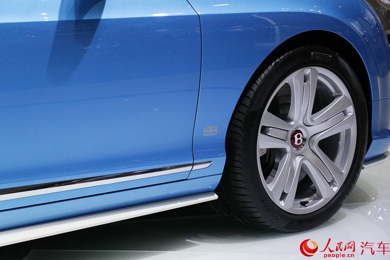 ֱ2015ɶչŷ½GT V8׶桾14