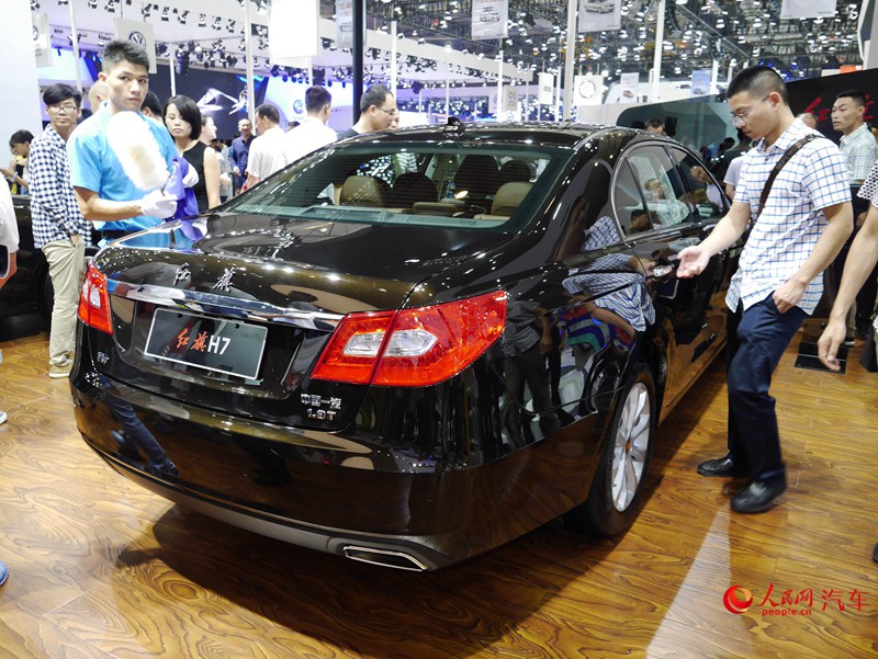 ������ֱ��2015�ɶ���չ��������L5/H7����һ��չ̨��33��