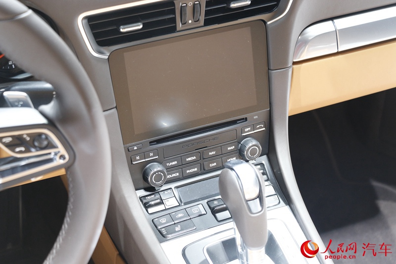 ֱ2015ݳչ ʱ¿911 Carrera15