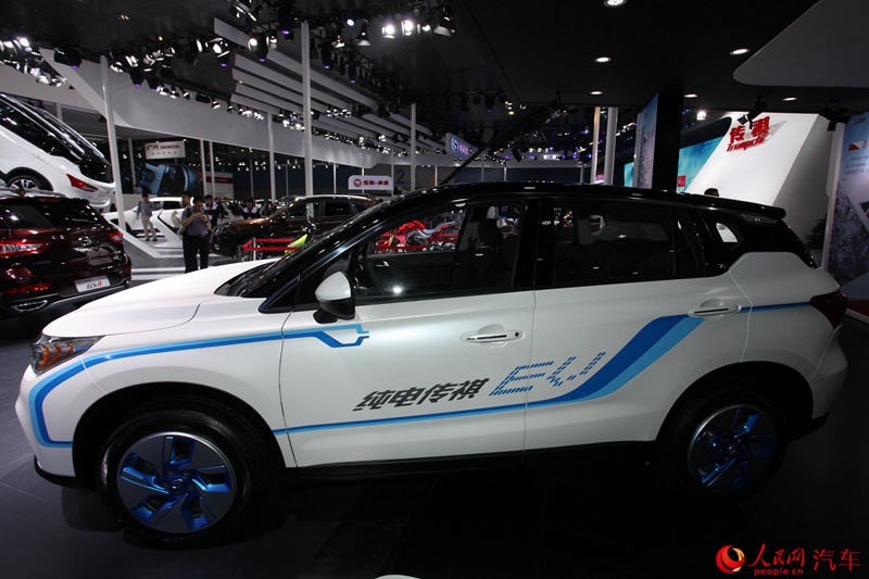 ������ֱ��2015���ݳ�չ GS4 EV��8��