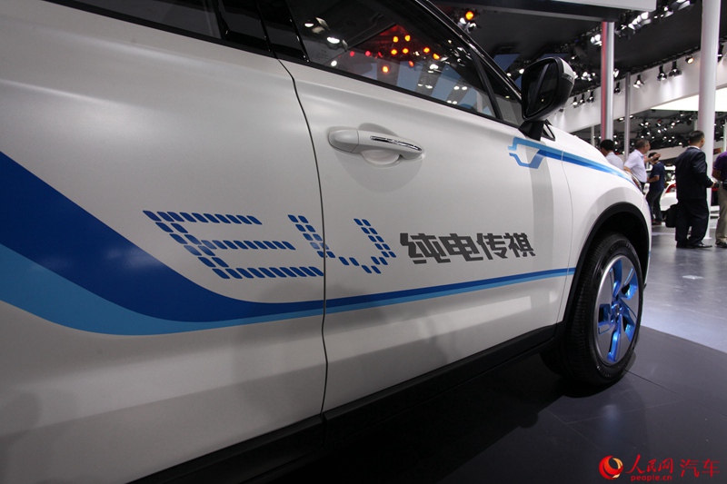 ������ֱ��2015���ݳ�չ GS4 EV��17��