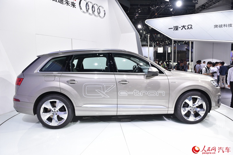 ������ֱ��2015���ݳ�չ �µ�ȫ��Q7��4��