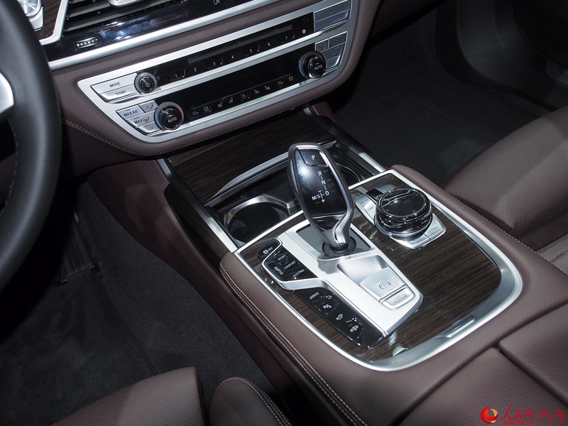 ������ֱ��2016�ɶ���չ ����7ϵ���ʽ��϶����桾27��