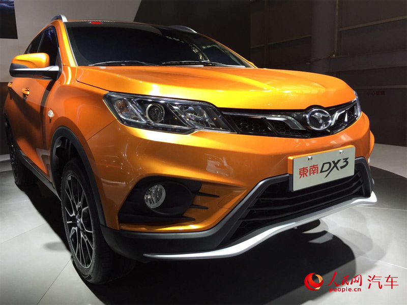 ֱ2016ɶչ ׿СSUV DX3ࡾ4