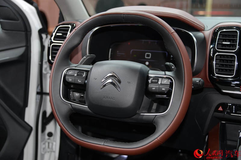 ֱ2017Ϻʳչѩ C5 Aircross10