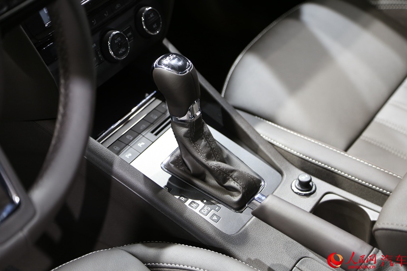 ������ֱ��2017�Ϻ���չ��������˹�´�ȫ���������г���ʽ�׷���13��