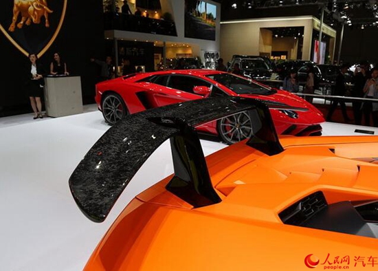 兰博基尼Huracan特别版、AventadorS亮相2017上海国际车展
