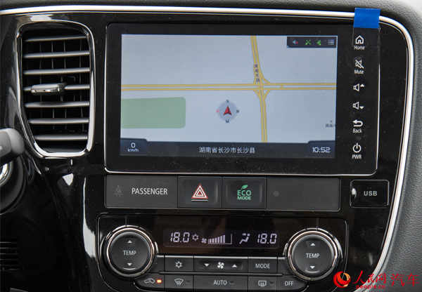 广汽三菱欧蓝德2.0L荣耀版上市 售价16.98万元