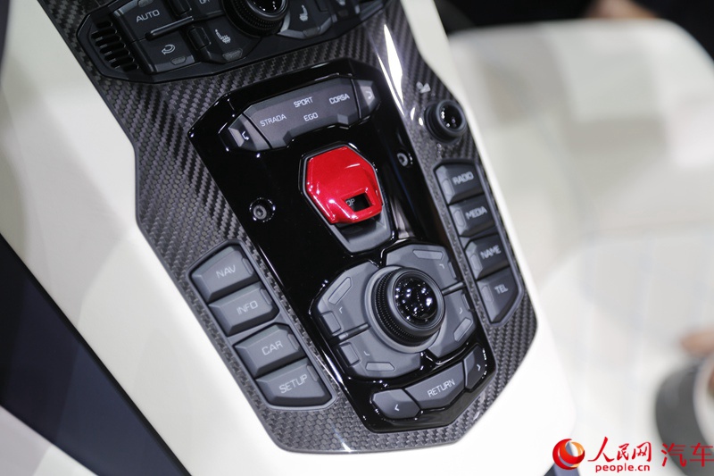 ֱ2017ݳչAventador SС12