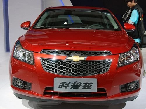 雪佛兰cruze价格,雪佛兰cruze价格红色