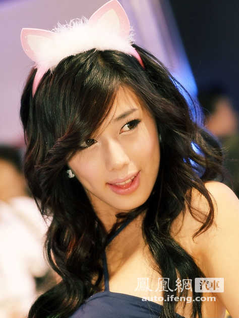 传说中的<em>极品美女</em>车模 (2)--汽车--人民网